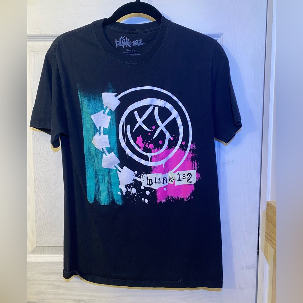 Size Small Blink-182 Band Tee